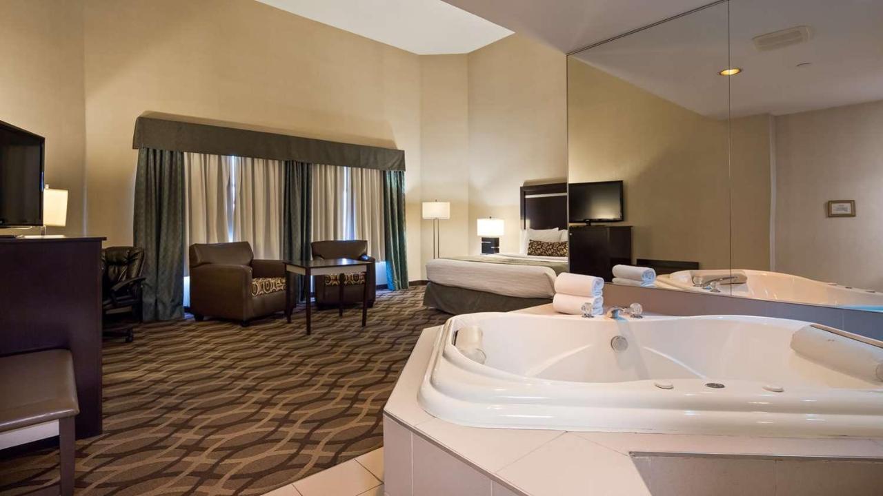 Best Western Plus Travel Hotel Toronto Airport Eksteriør bilde