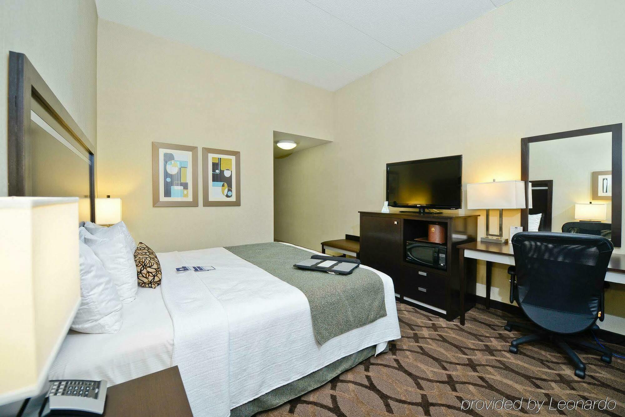Best Western Plus Travel Hotel Toronto Airport Eksteriør bilde